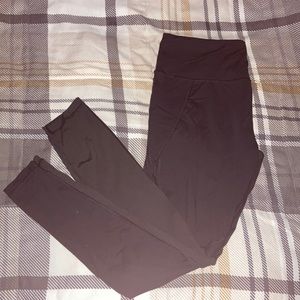 Victoria’s Secret sport leggings